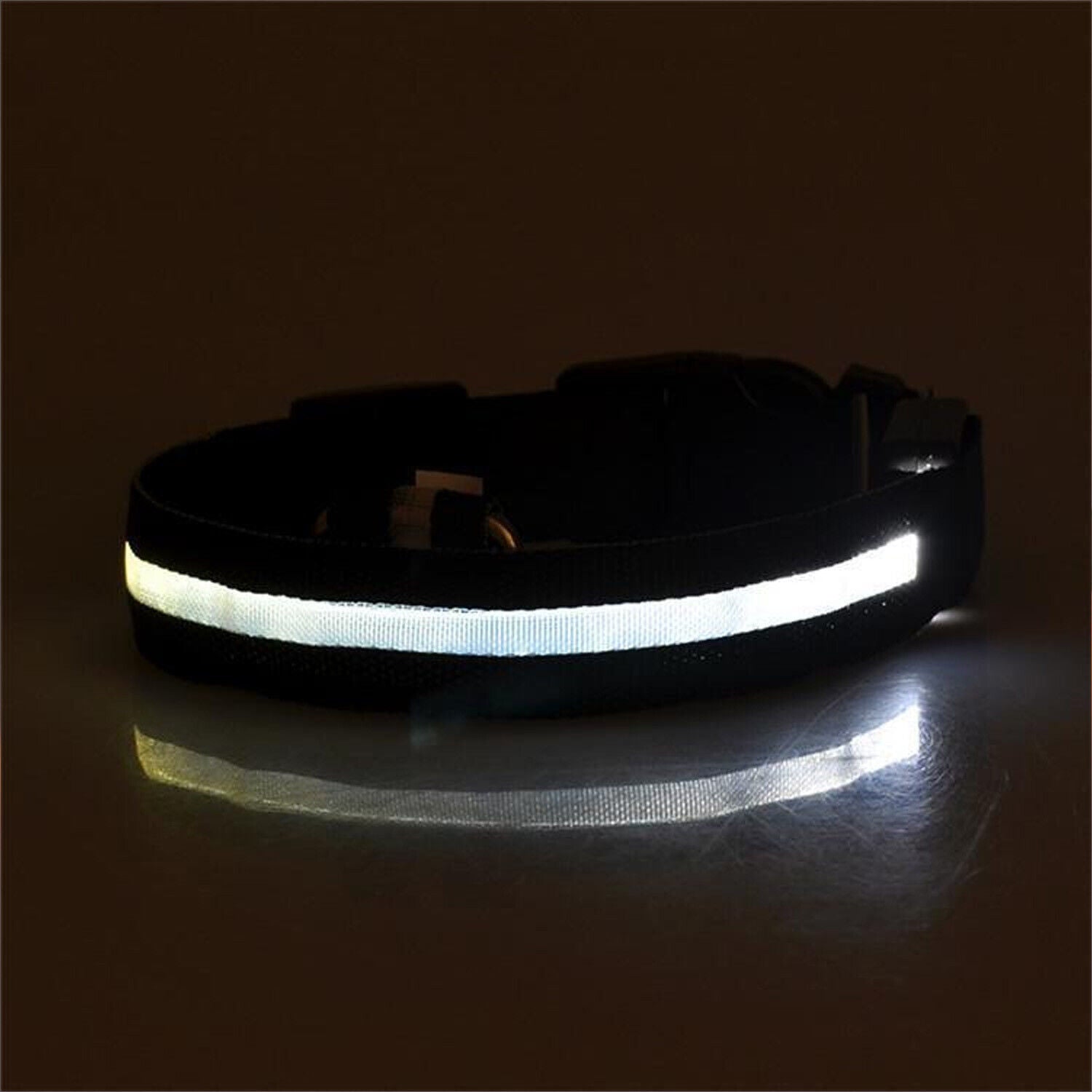 Adjustable Nylon Dog Cat Collar Flashing LED Collar with Flashing Lights .